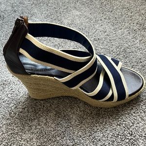 Women’s Crisscross Wedge Sandal